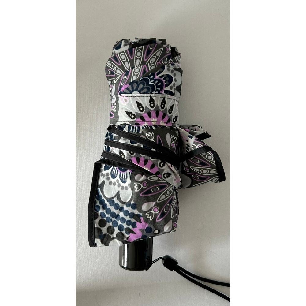 Vera Bradley Mini Umbrella Mimosa Medallion Pattern Automatic Button